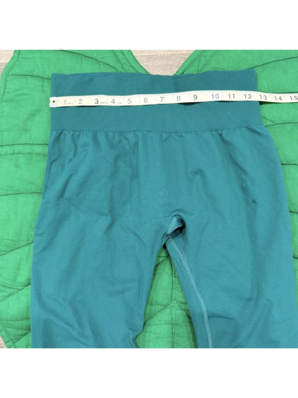 Halara Womens Medium Green Oneform Seamless Flow Mid Rise Tummy Control Leggings View 5